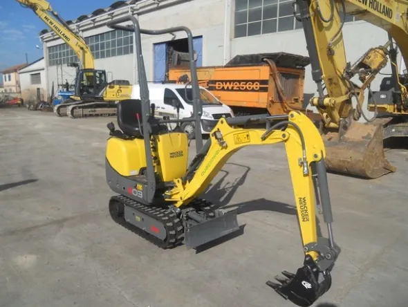 2#5024 Mini escavatore Wacker Neuson 803