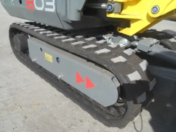 2#5024 Mini escavatore Wacker Neuson 803