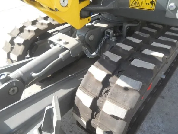 2#5024 Mini escavatore Wacker Neuson 803