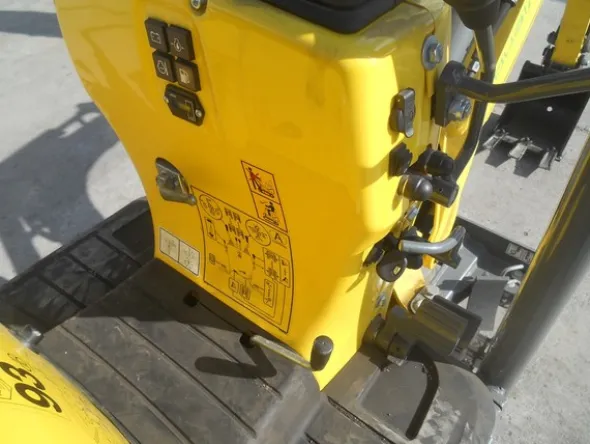 2#5024 Mini escavatore Wacker Neuson 803