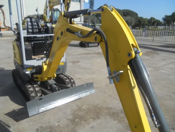 1#5024 Mini escavatore Wacker Neuson EZ 17