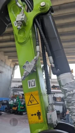 1#10182 Miniescavatore Zoomlion ZE18GU