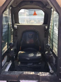 10#3637 Mini pala cingolata Bobcat T300
