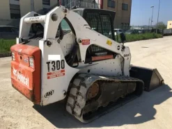 10#3637 Mini pala cingolata Bobcat T300