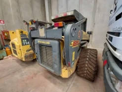 8#5562 Mini pala cingolata New Holland C185