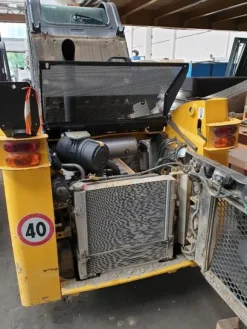 1#4531 MINIPALA COMPATTA NEW HOLLAND L213