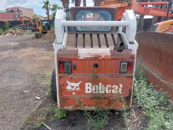 34#7850 Mini pala gommata Bobcat S175