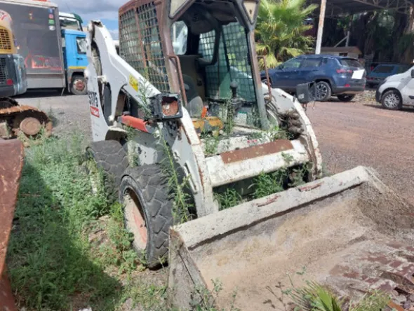 34#7850 Mini pala gommata Bobcat S175