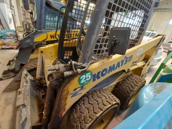 21#5562 Mini pala gommata Komatsu SK 714