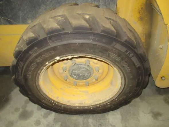 6#3444 Minipala semovente New Holland