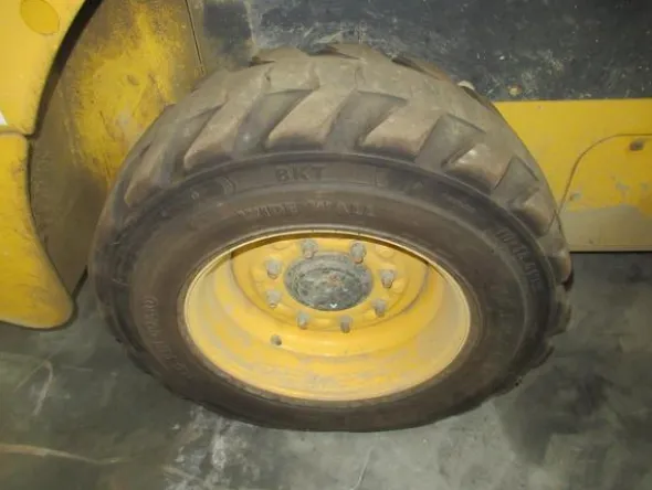 6#3444 Minipala semovente New Holland