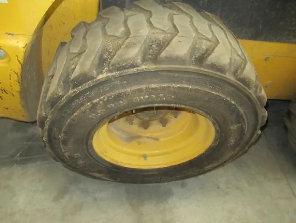 7#3444 Minipala semovente New Holland