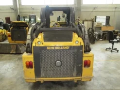 8#3444 Minipala semovente New Holland