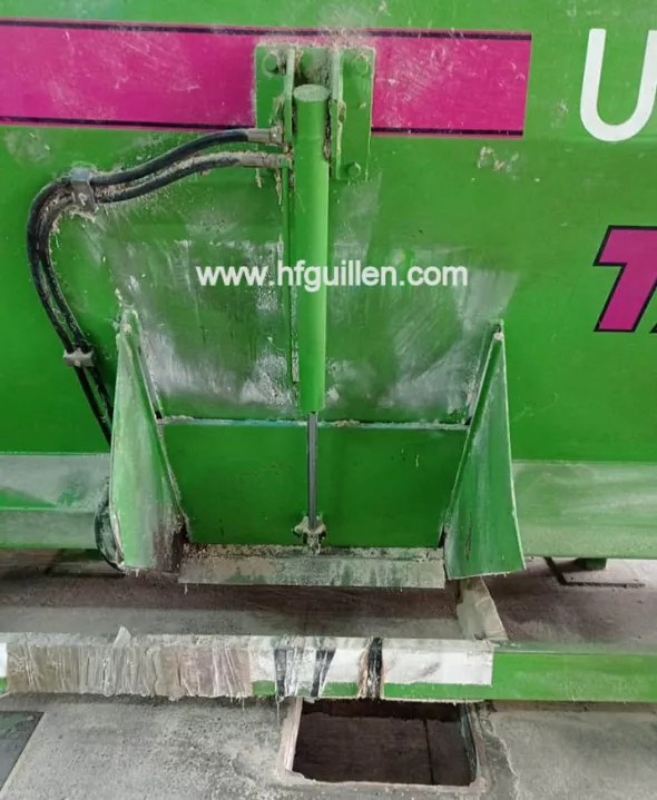 MISCELATORE UNIFEED TATOMA 6.000 KG CON CELLE DI CARICO