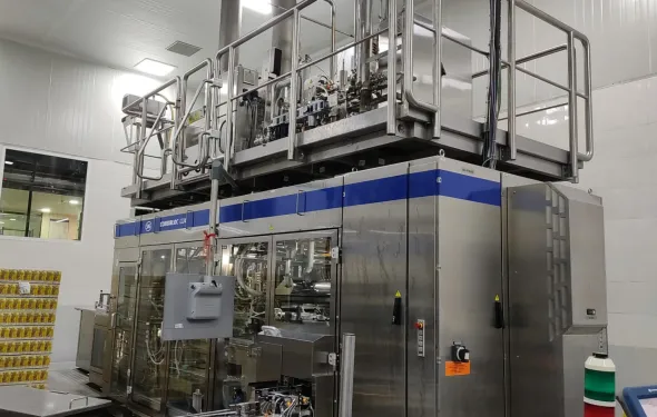 M333 Monoblocco riempimento SIG combibloc usato 26500 b