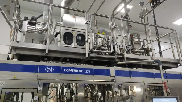 M333 Monoblocco riempimento SIG combibloc usato 26500 b
