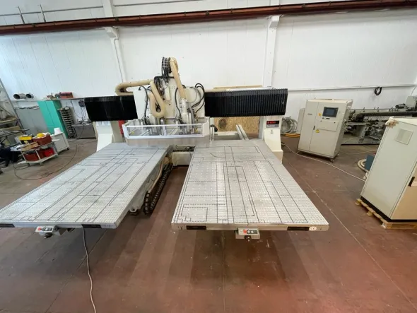 MN1108-1517 Centro di lavoro SCM