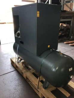 MN987-1331Compressore per falegnameria