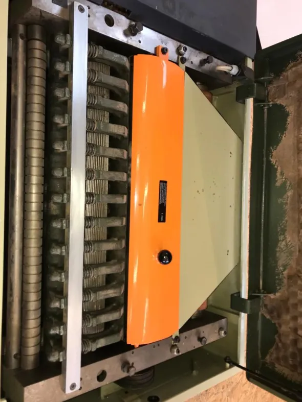 MN1049-1395Pialla a spessore professionale