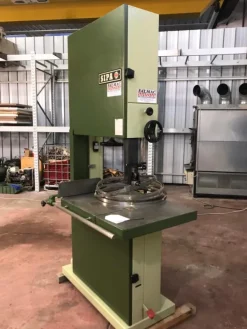 MN856 - 1133Sega a nastro marca Sipa
