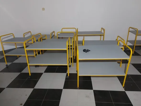 3#8247 Mobili e Arredi vari