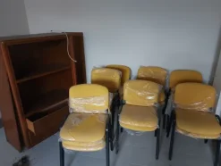 3#8247 Mobili e Arredi vari