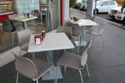 MOBILI ED ATTREZZATURA BAR