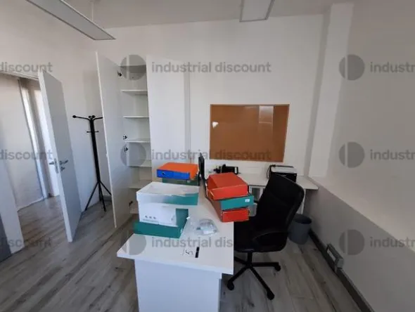 1#8883 Mobili e macchine da ufficio
