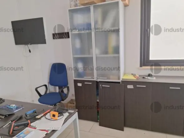 9#9504 Mobili ufficio con accessori