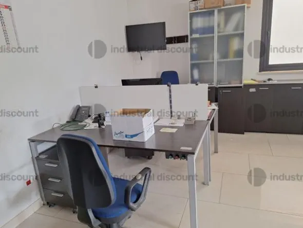 9#9504 Mobili ufficio con accessori