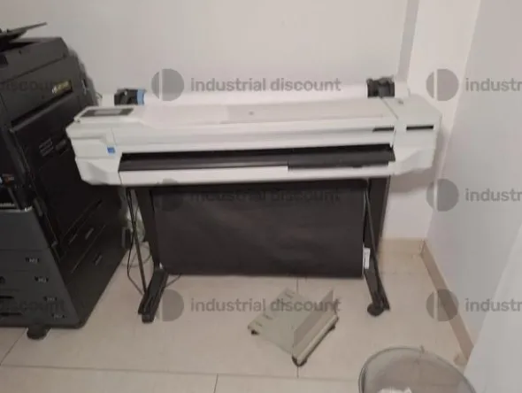9#9504 Mobili ufficio con accessori