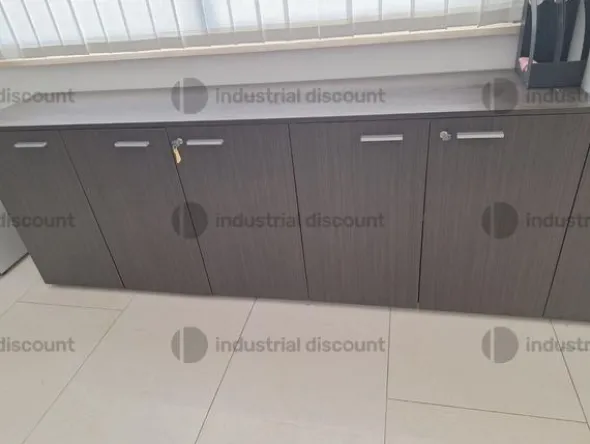 9#9504 Mobili ufficio con accessori