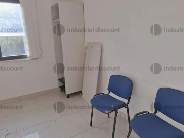 9#9504 Mobili ufficio con accessori