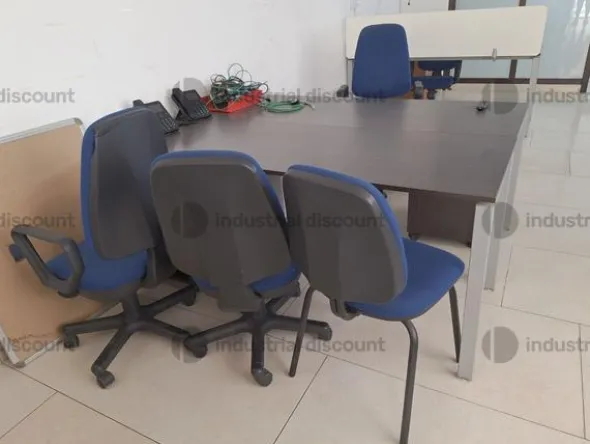 9#9504 Mobili ufficio con accessori