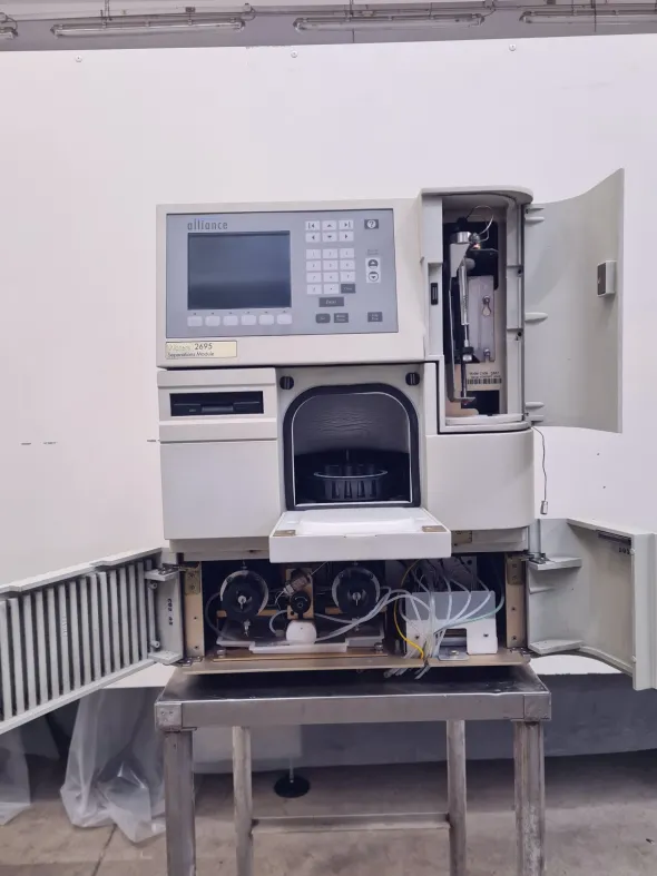 MODULO DI SEPARAZIONE HPLC – WATERS (COD. LAB-COMP-66)