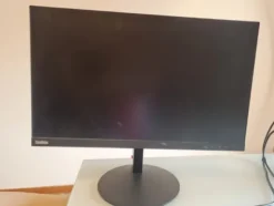 1#8500 Monitor Lenovo ThinkVision