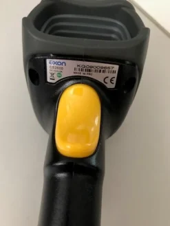 8#8032 Monitor schermo Asus e lettori barcode scanner Axon