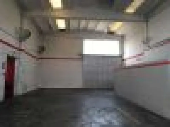 Monza - Capannone di ca 2600 mq
