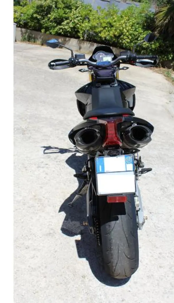 1#3050 Moto Aprilia Dorsoduro 750