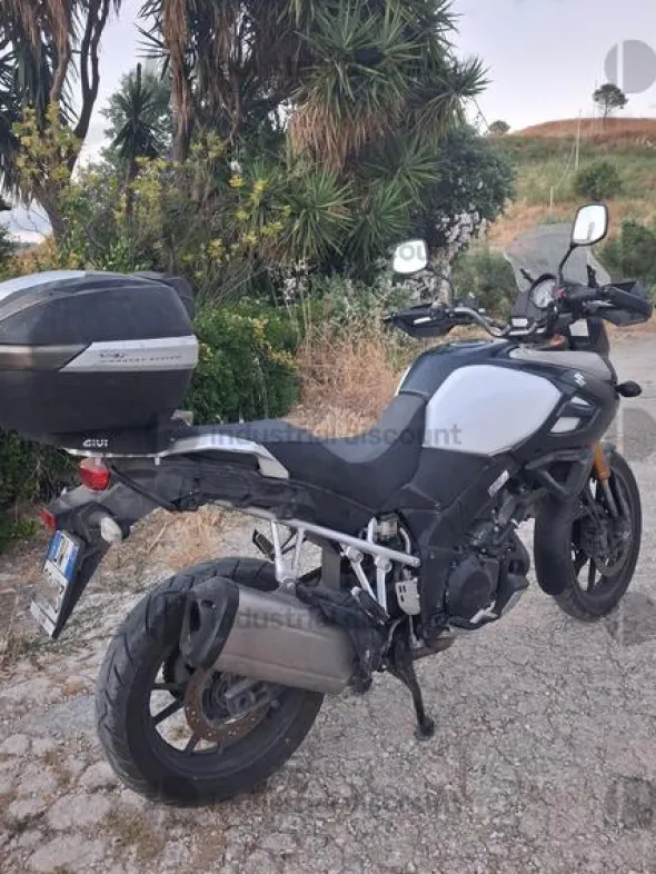 1#10262 Motocicletta Suzuki V-Strom 1000