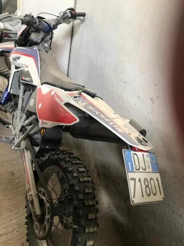 1#5069 Motociclo BMW