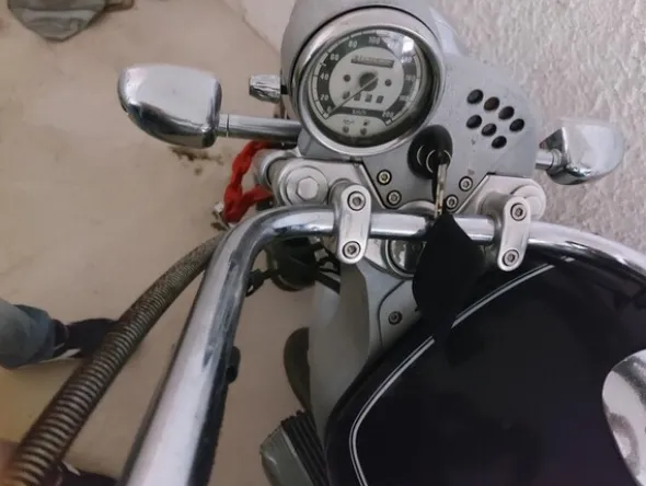 2#5744 Motociclo BMW R1200 C