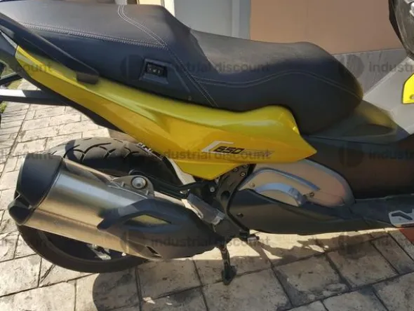 1#10040 Motociclo BMW 650 Sport