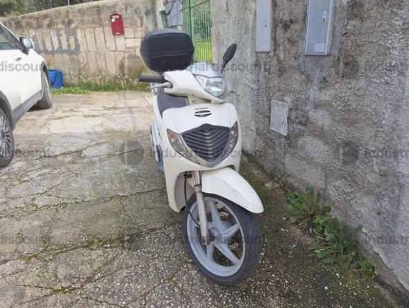 13#9860 Motociclo Honda