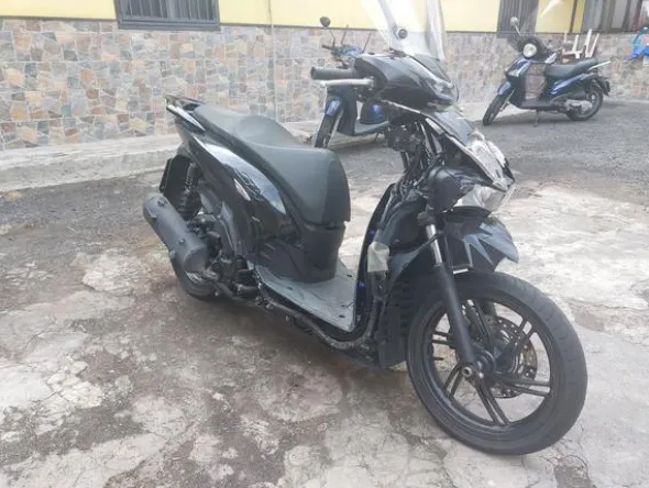 1#8802 Motociclo Honda SH
