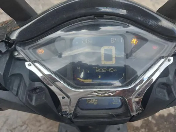 1#8802 Motociclo Honda SH