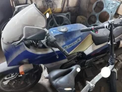 11#5392 Motociclo Kawasaki ZX 900