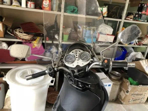 2#3440 Motociclo Piaggio Beverly