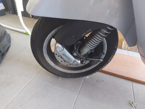 3#5558 Motociclo Vespa Piaggio