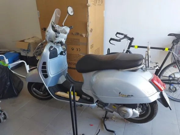 3#5558 Motociclo Vespa Piaggio
